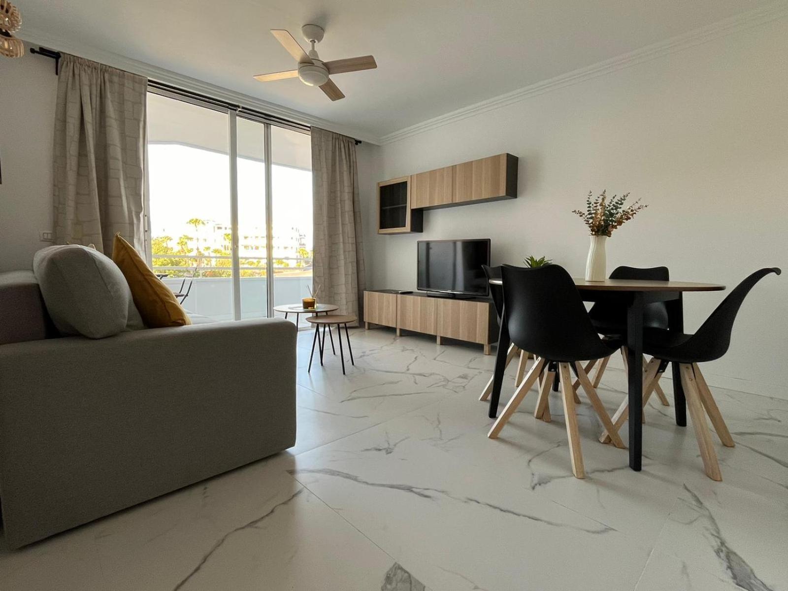 Beautiful And Modern Loft Apartment Сан Мигел де Абона Екстериор снимка